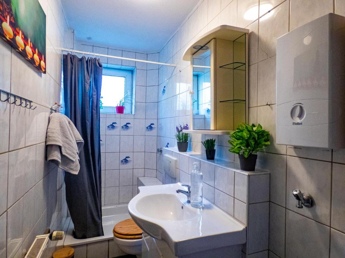 #121 Grosse, Gemuetliche Wohnung In Remscheid-City Экстерьер фото